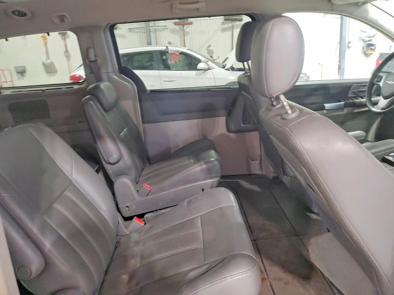 Продажа на аукционе авто 2008 Chrysler Town & Country, vin: 2A8HR54P78R737977, номер лота: 49321146