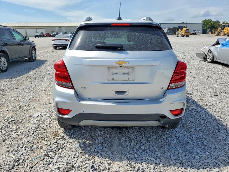 2018 Chevrolet Trax მანქანა იყიდება აუქციონზე, vin: KL7CJLSB0JB517117, აუქციონის ნომერი: 51279156
