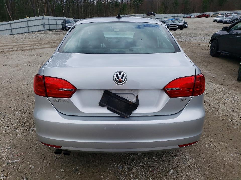 2014 Volkswagen Jetta მანქანა იყიდება აუქციონზე, vin: 3VWB17AJ5EM367144, აუქციონის ნომერი: 50413726