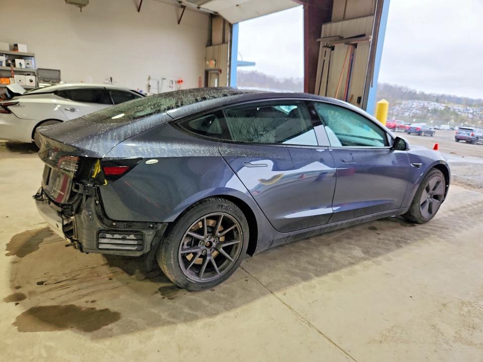 Продажа на аукционе авто 2021 Tesla Model 3, vin: 5YJ3E1EB3MF852719, номер лота: 47043046