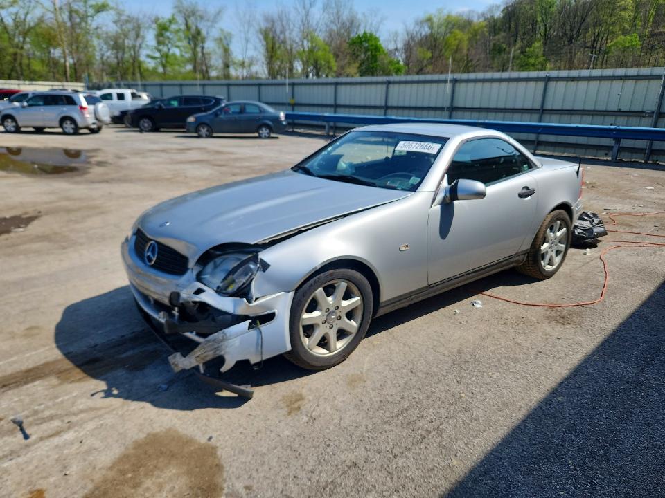 1999 Mercedes-benz Slk მანქანა იყიდება აუქციონზე, vin: WDBKK47F0XF093676, აუქციონის ნომერი: 50672666