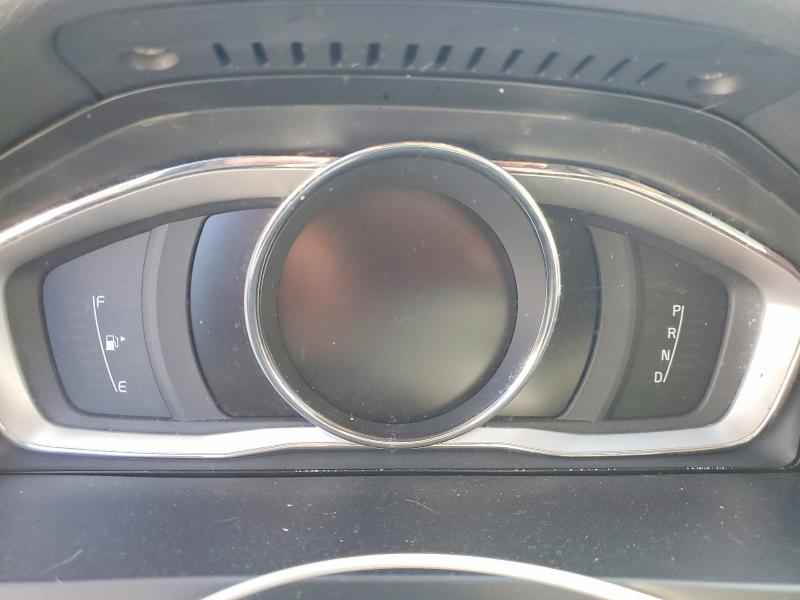2015 Volvo V60 Cross Country მანქანა იყიდება აუქციონზე, vin: YV4612HK1F1000646, აუქციონის ნომერი: 49446676
