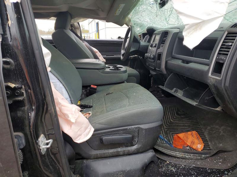 51431746 :رقم المزاد ، 1C6RR7FT0JS308239 vin ، 2018 Ram 1500 مزاد بيع