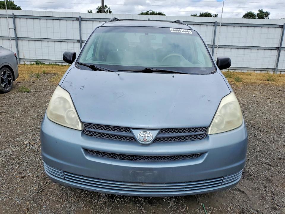 50661866 :رقم المزاد ، 5TDZA23C14S151437 vin ، 2004 Toyota Sienna مزاد بيع