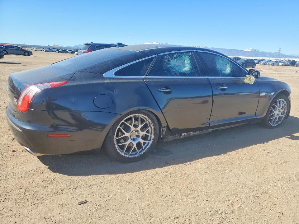 Продажа на аукционе авто 2013 Jaguar Xj, vin: SAJWJ1CD7D8V45617, номер лота: 49644106