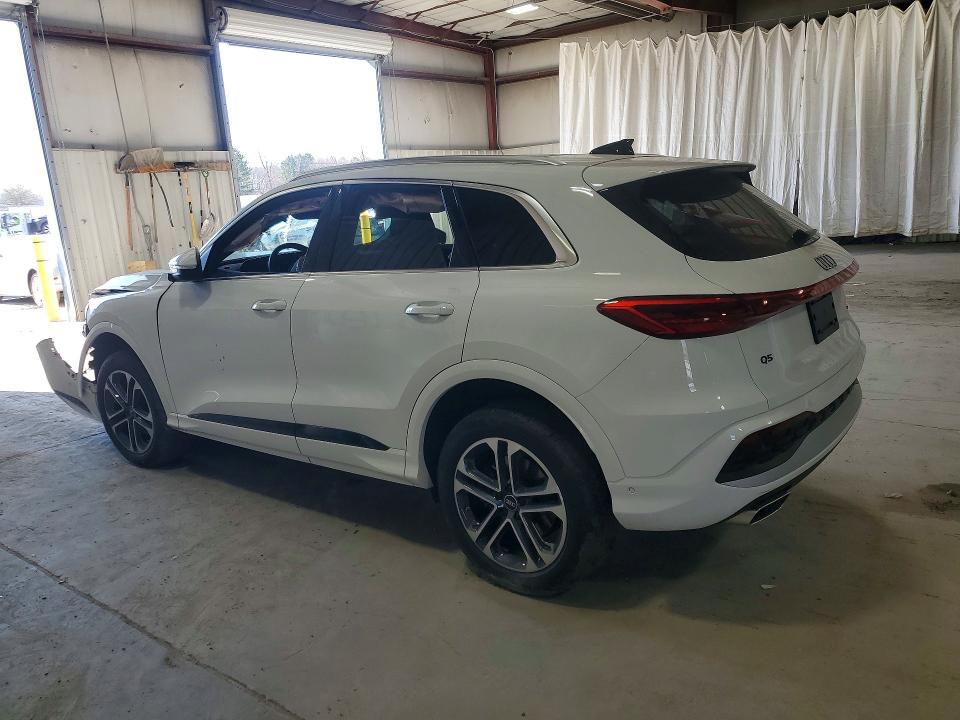 48768676 :رقم المزاد ، WA11AAGU4S2097429 vin ، 2025 Audi Q5 مزاد بيع