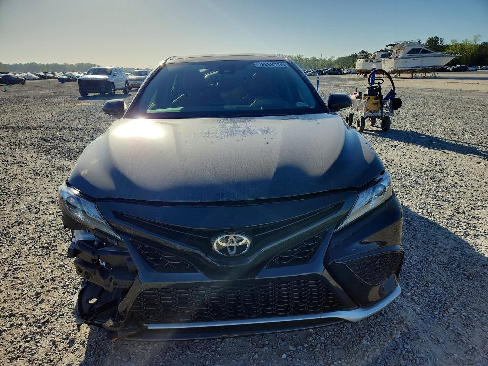 2024 Toyota Camry მანქანა იყიდება აუქციონზე, vin: 4T1KZ1AK4RU101757, აუქციონის ნომერი: 49268416