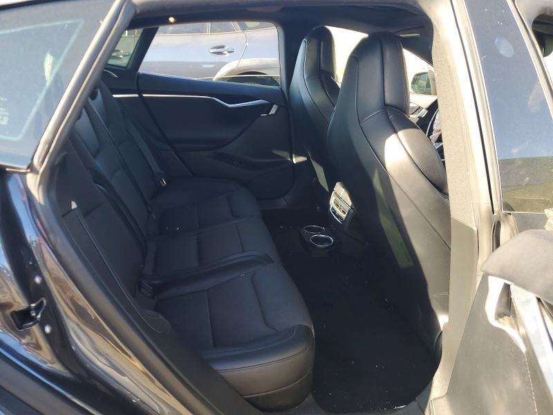 49937516 :رقم المزاد ، 5YJSA1E47JF243878 vin ، 2018 Tesla Model S مزاد بيع
