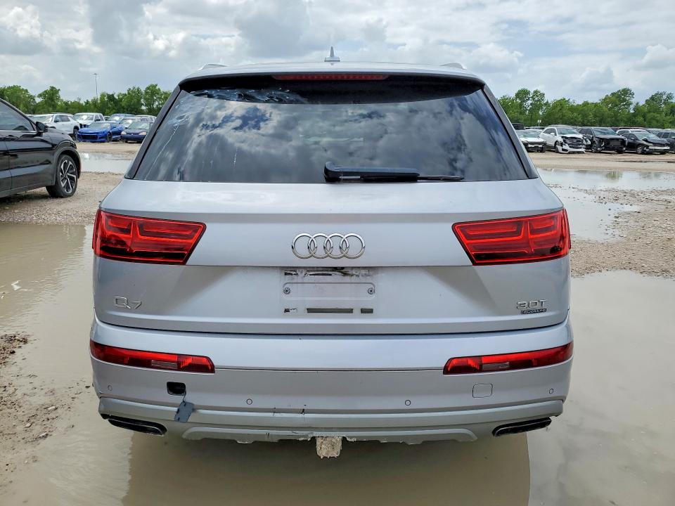 49759086 :رقم المزاد ، WA1VAAF71HD001105 vin ، 2017 Audi Q7 مزاد بيع