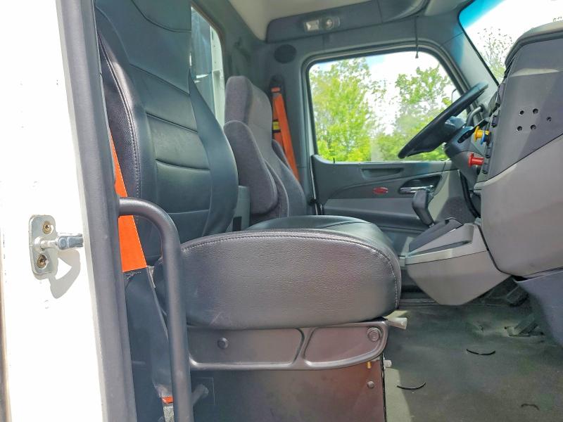 Продажа на аукционе авто 2016 Peterbilt 579, vin: 1XPBA48X8GD339668, номер лота: 50615656