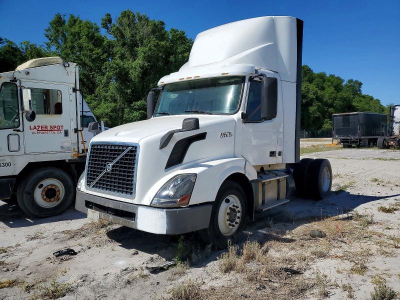 Продажа на аукционе авто 2017 Volvo Vnl, vin: 4V4N39TG3HN987979, номер лота: 93066795