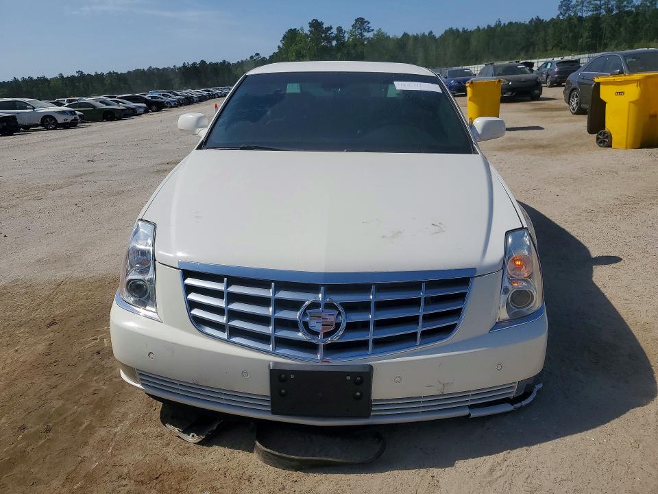 48204156 :رقم المزاد ، 1G6KD57Y27U219487 vin ، 2007 Cadillac Dts مزاد بيع