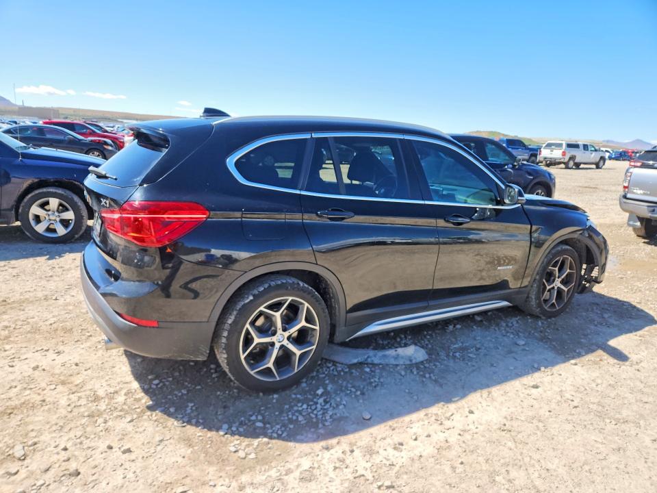 2016 Bmw X1 მანქანა იყიდება აუქციონზე, vin: WBXHT3C35GP882465, აუქციონის ნომერი: 50266396