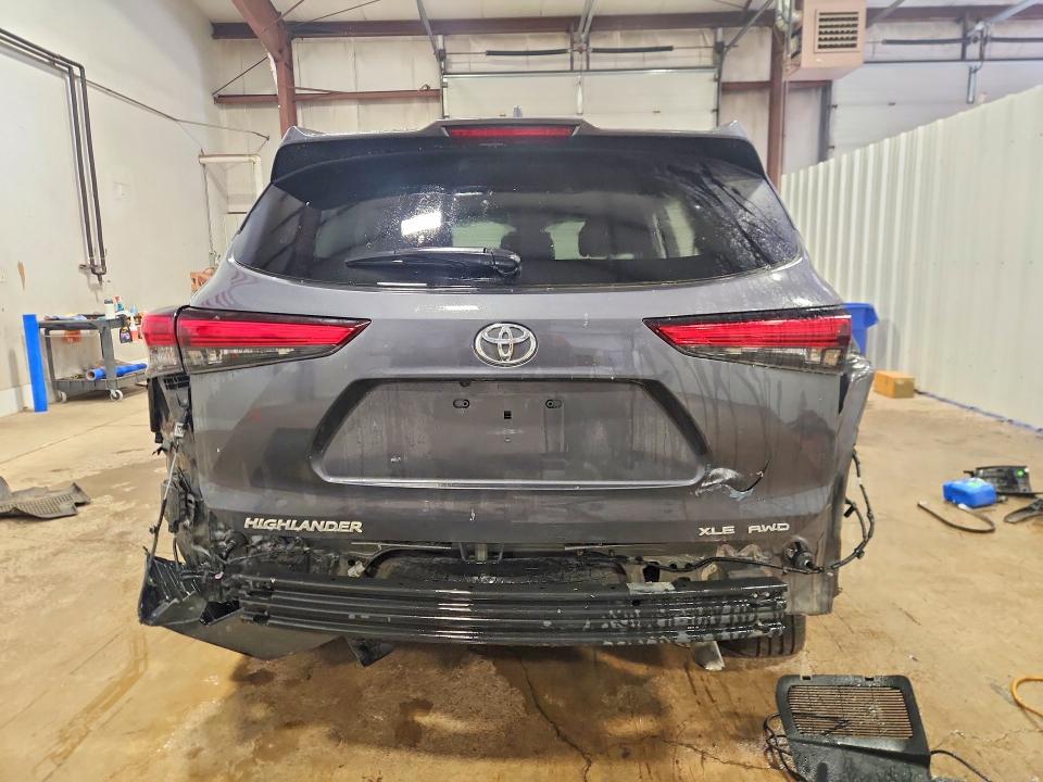 Продаж на аукціоні авто 2021 Toyota Highlander, vin: 5TDGZRBH2MS160508, номер лоту: 51314586