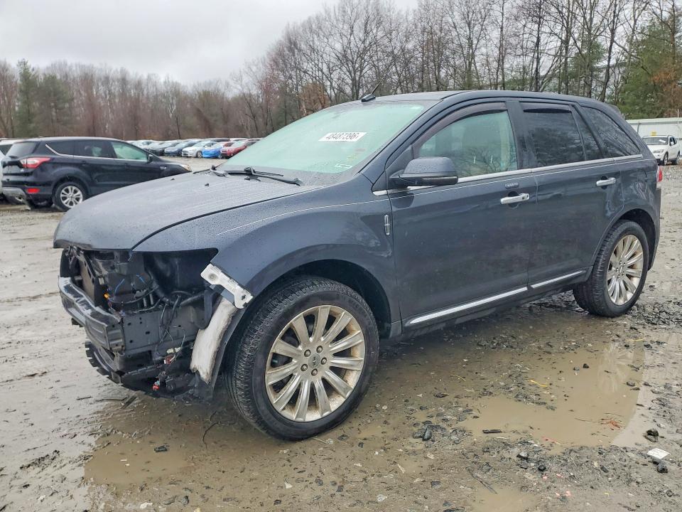 48487396 :رقم المزاد ، 2LMDJ8JK9DBL11167 vin ، 2013 Lincoln Townhouse Mkx مزاد بيع