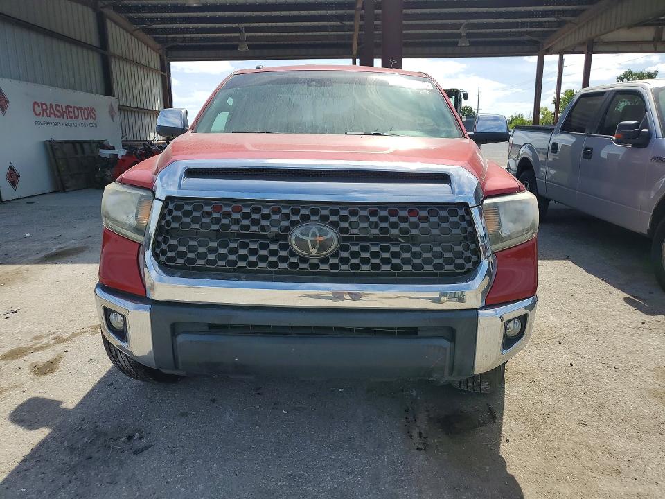 49593976 :رقم المزاد ، 5TFRM5F11JX126062 vin ، 2018 Toyota Tundra مزاد بيع