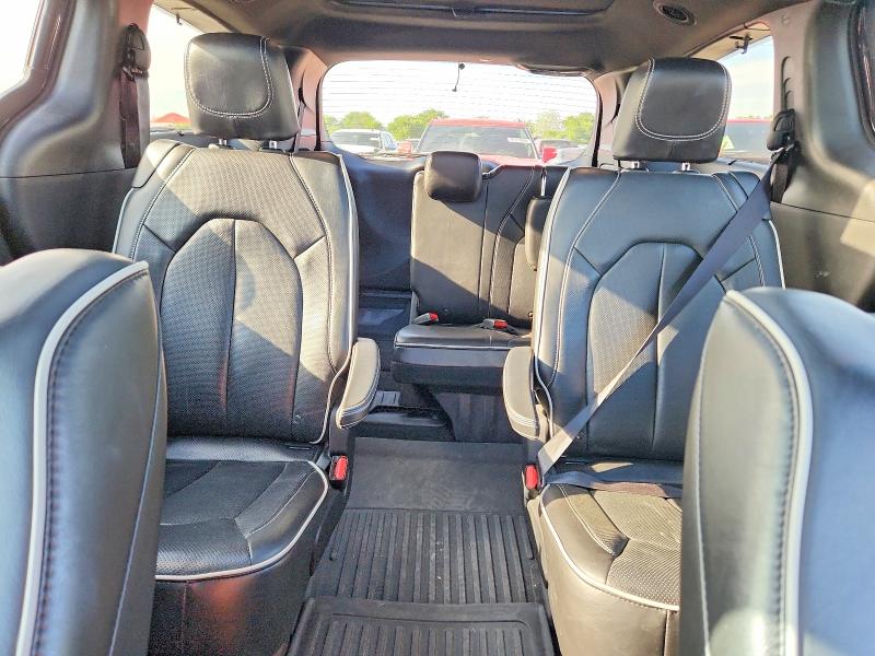 2018 Chrysler Pacifica მანქანა იყიდება აუქციონზე, vin: 2C4RC1GG5JR361870, აუქციონის ნომერი: 49344226