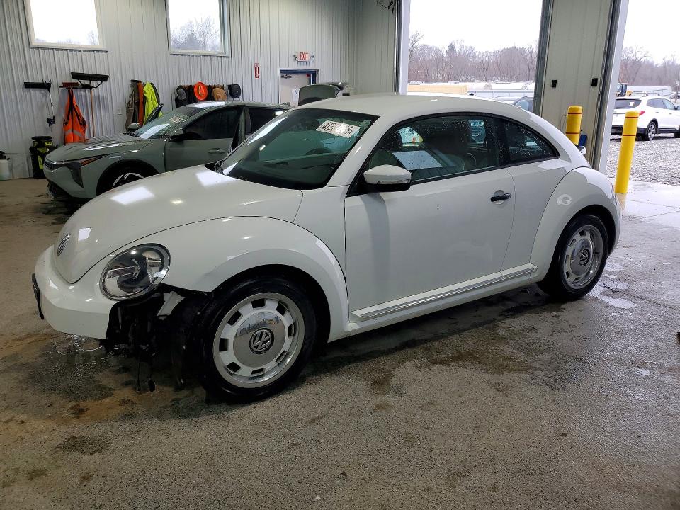 Продажа на аукционе авто 2015 Volkswagen Beetle, vin: 3VWF17AT8FM653350, номер лота: 47287246