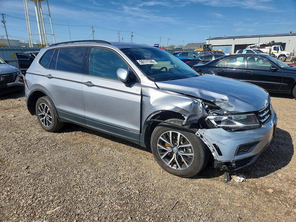Продажа на аукционе авто 2021 Volkswagen Tiguan, vin: 3VV1B7AX5MM082461, номер лота: 50111746