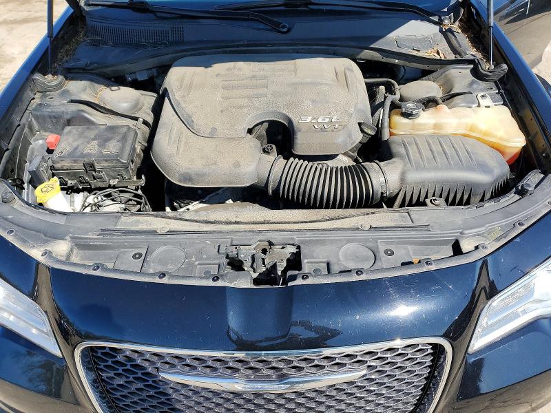 Продаж на аукціоні авто 2016 Chrysler 300c, vin: 2C3CCAKG4GH296624, номер лоту: 49440416