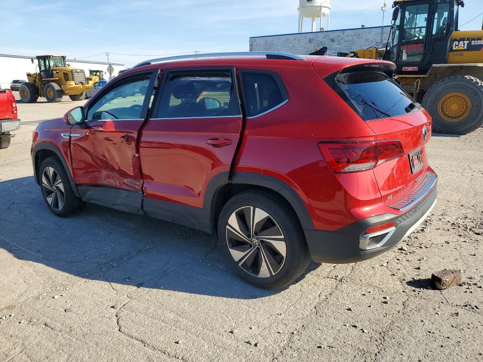 49118336 :رقم المزاد ، 3VVUX7B26RM062180 vin ، 2024 Volkswagen Taos مزاد بيع