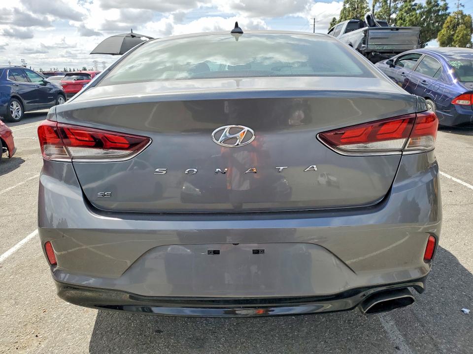 50986796 :رقم المزاد ، 5NPE24AF0JH723443 vin ، 2018 Hyundai Sonata مزاد بيع