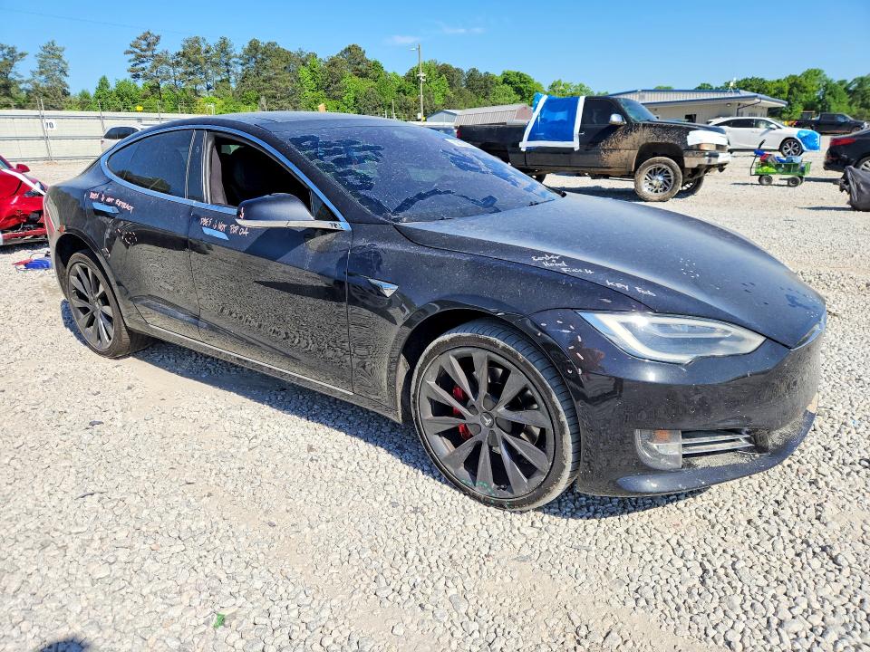Продажа на аукционе авто 2018 Tesla Model S, vin: 5YJSA1E46JF268643, номер лота: 50122246