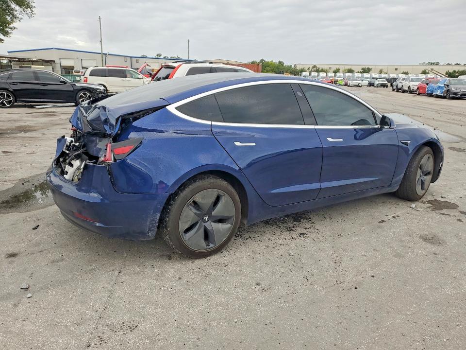 Продажа на аукционе авто 2018 Tesla Model 3, vin: 5YJ3E1EA2JF076778, номер лота: 49181276
