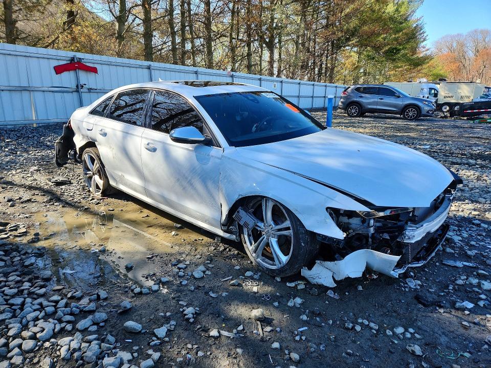 Продаж на аукціоні авто 2013 Audi S6, vin: WAUJ2AFC7DN111415, номер лоту: 48511946