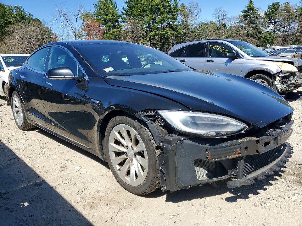 50436446 :رقم المزاد ، 5YJSA1E29GF175039 vin ، 2016 Tesla Model S مزاد بيع