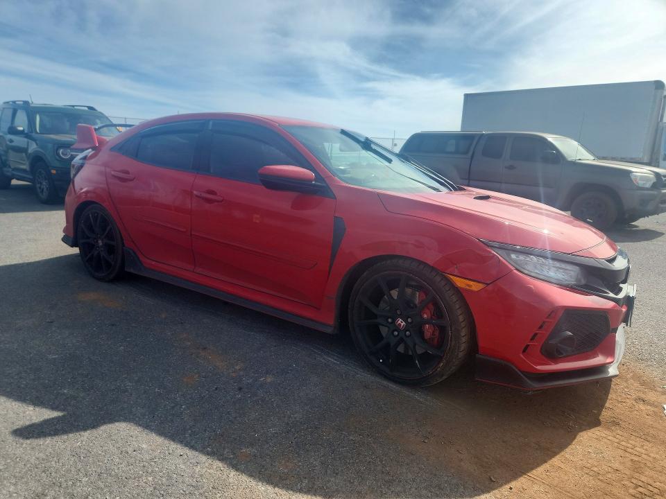 49048066 :رقم المزاد ، SHHFK8G79JU202519 vin ، 2018 Honda Civic مزاد بيع