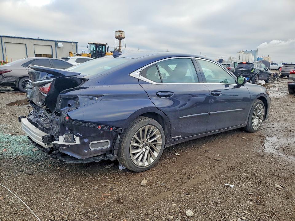 48572486 :رقم المزاد ، 58AEA1C19NU021009 vin ، 2022 Lexus Es 300h مزاد بيع