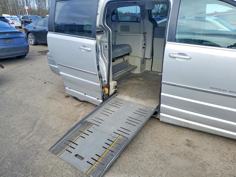 50262036 :رقم المزاد ، 2A8HR54119R654042 vin ، 2009 Chrysler Town & Country مزاد بيع