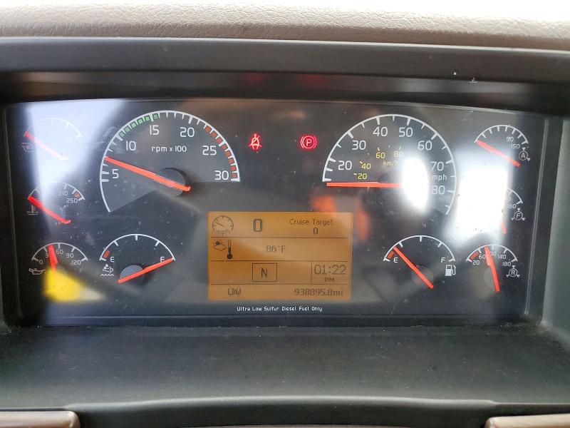 Продаж на аукціоні авто 2017 Volvo Vn, vin: 4V4N39TG7HN988200, номер лоту: 50616126