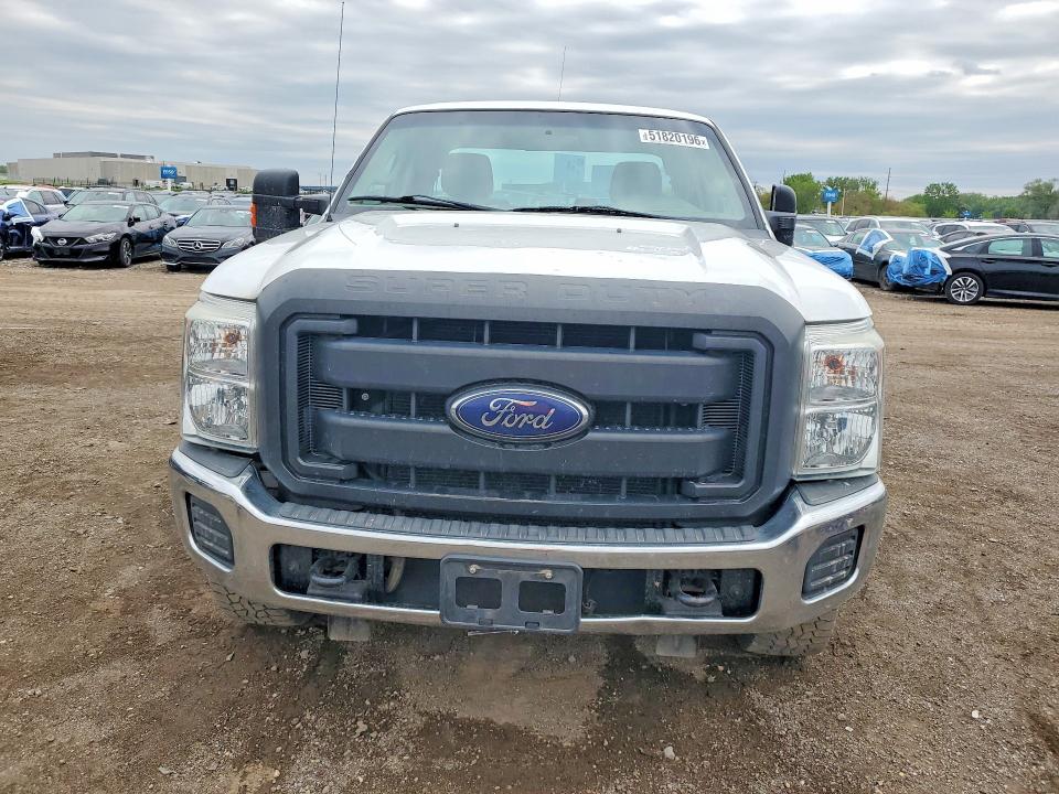 51820196 :رقم المزاد ، 1FT7X2B65FEC37439 vin ، 2015 Ford F250 مزاد بيع
