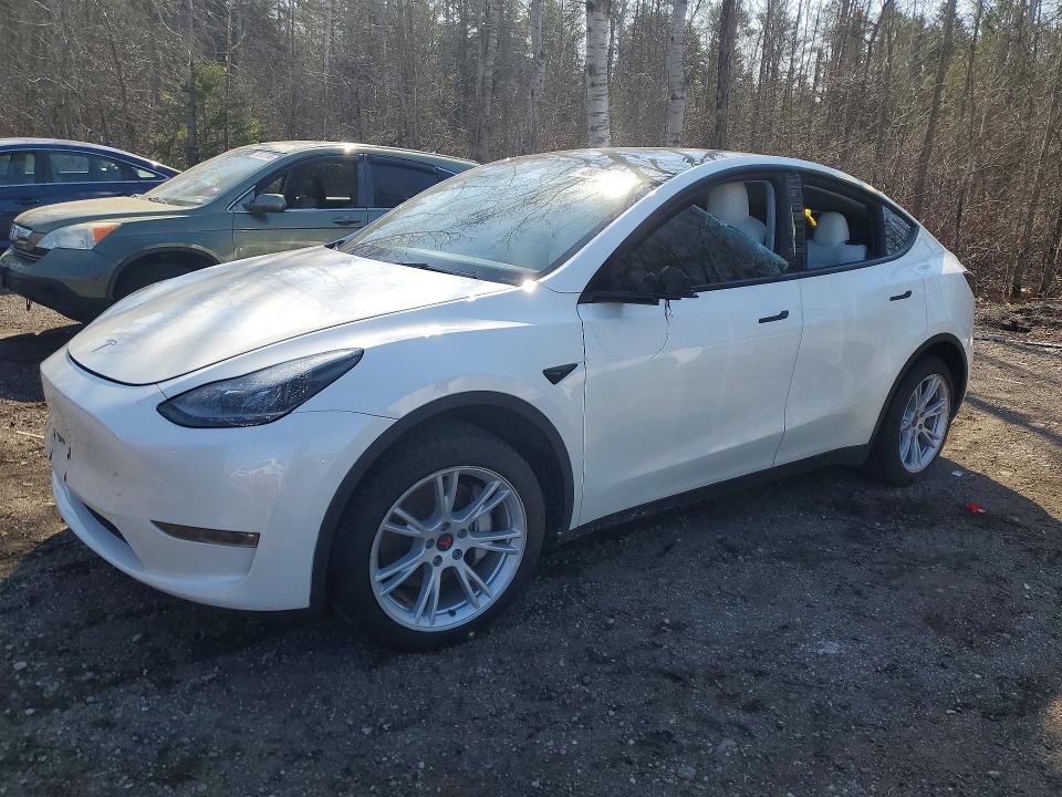 48622446 :رقم المزاد ، 7SAYGAEEXPF642801 vin ، 2023 Tesla Model Y مزاد بيع