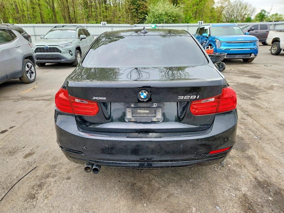2015 Bmw 328 მანქანა იყიდება აუქციონზე, vin: WBA3B3G56FNR89361, აუქციონის ნომერი: 50161776