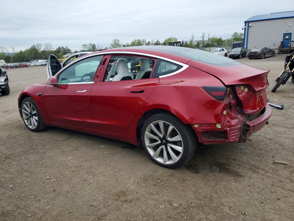 Продажа на аукционе авто 2018 Tesla Model 3, vin: 5YJ3E1EB1JF100741, номер лота: 51861306