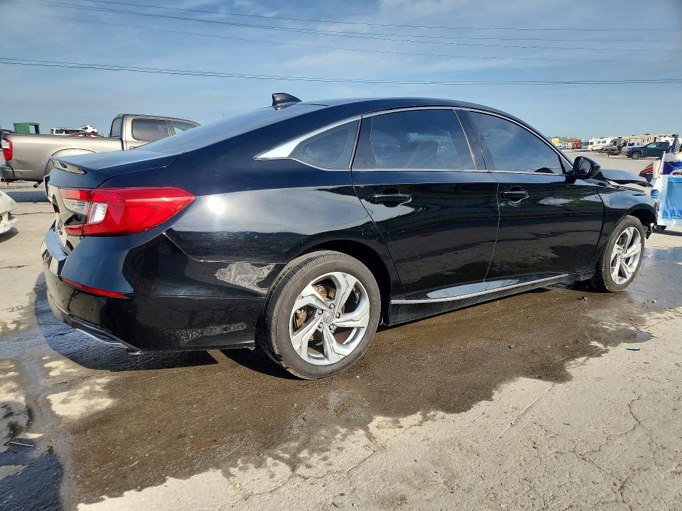 2018 Honda Accord მანქანა იყიდება აუქციონზე, vin: 1HGCV1F40JA116665, აუქციონის ნომერი: 49820996