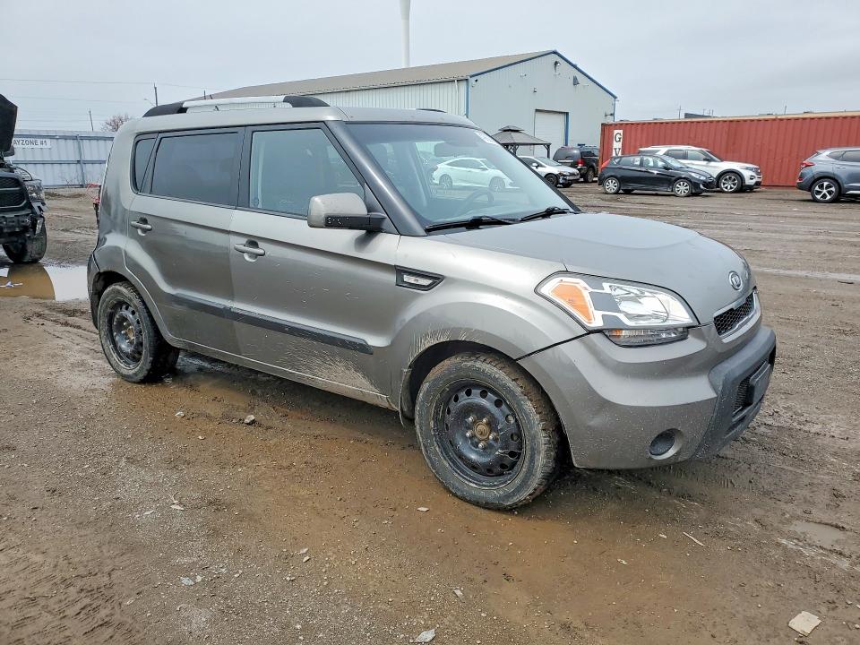 Продаж на аукціоні авто 2011 Kia Soul, vin: KNDJT2A20B7305371, номер лоту: 49900056