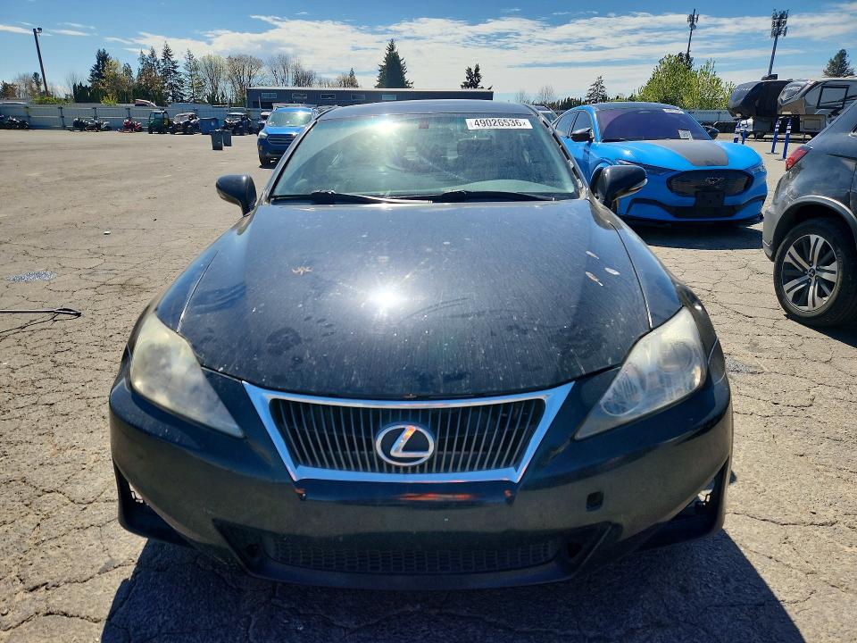 49026536 :رقم المزاد ، JTHCF5C24B5044920 vin ، 2011 Lexus Is 250 مزاد بيع