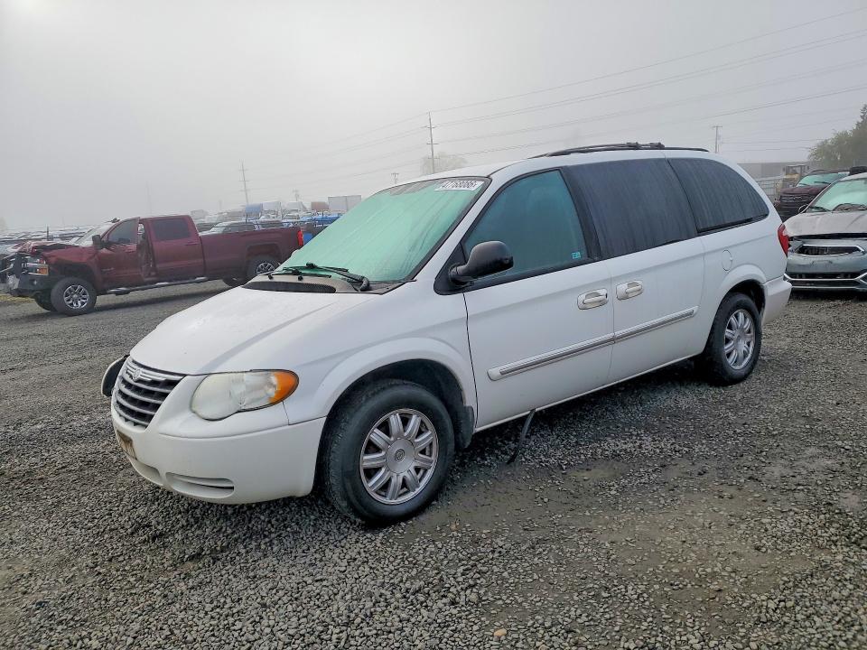 Продажа на аукционе авто 2006 Chrysler Town & Country, vin: 2A4GP54L16R923222, номер лота: 47768086