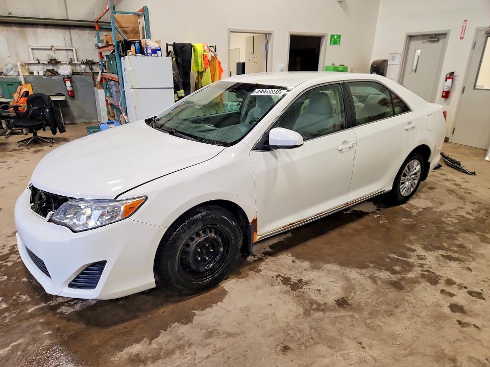 49863896 :رقم المزاد ، 4T1BF1FK1CU519783 vin ، 2012 Toyota Camry مزاد بيع