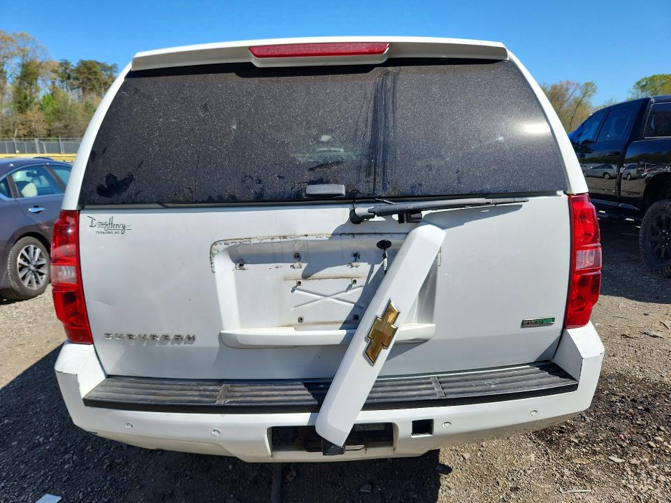 Auction sale of the 2011 Chevrolet Suburban, vin: 1GNSKJE32BR168482, lot number: 48817126