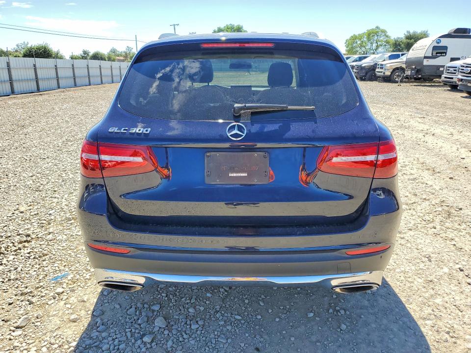 48718946 :رقم المزاد ، WDC0G4JB7HF131206 vin ، 2017 Mercedes-benz Glc مزاد بيع