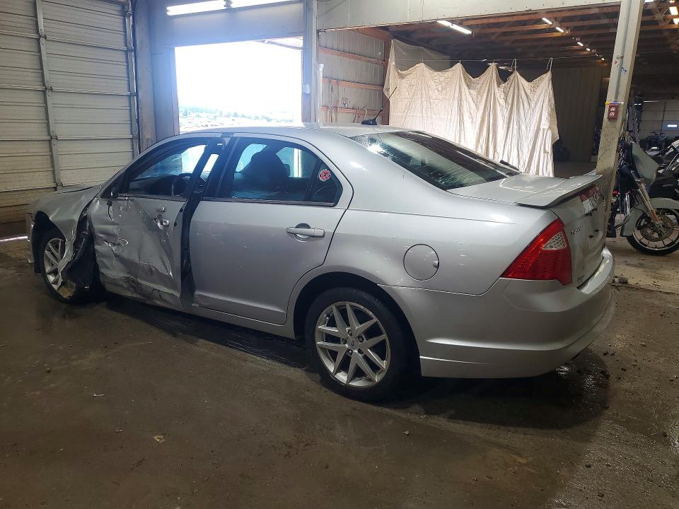 51417736 :رقم المزاد ، 3FAHP0JGXAR342783 vin ، 2010 Ford Fusion مزاد بيع
