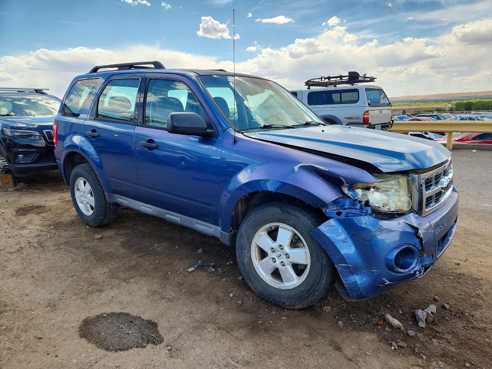 49155046 :رقم المزاد ، 1FMCU02769KA52547 vin ، 2009 Ford Escape مزاد بيع