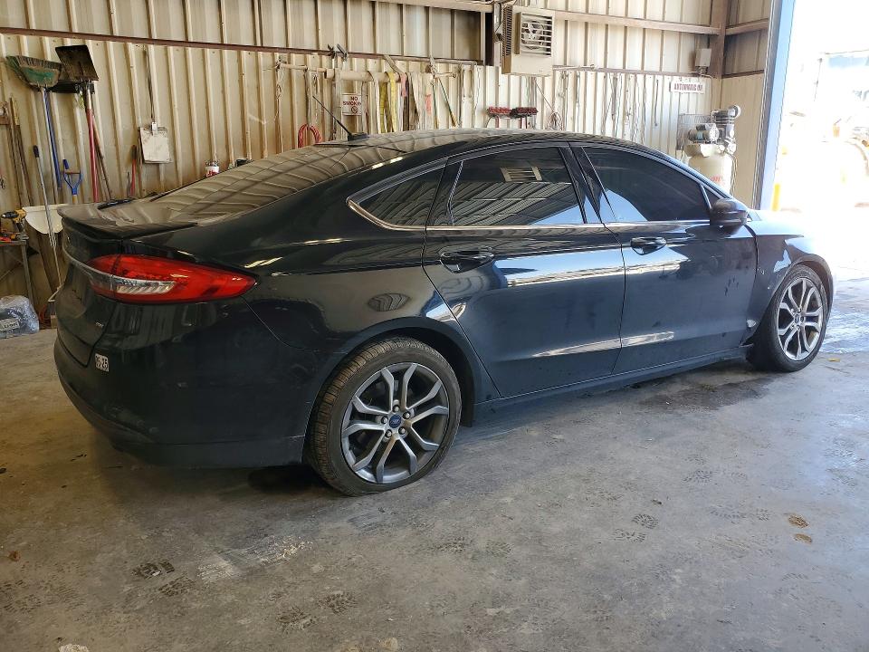 51440836 :رقم المزاد ، 3FA6P0H77HR281187 vin ، 2017 Ford Fusion مزاد بيع