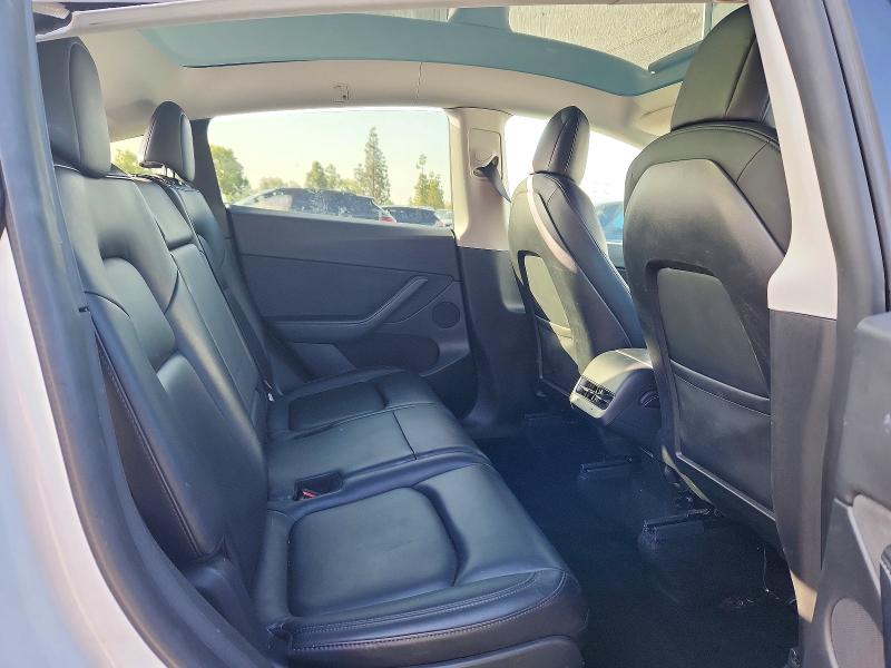 2021 Tesla Model Y მანქანა იყიდება აუქციონზე, vin: 5YJYGAEE3MF283963, აუქციონის ნომერი: 50264156