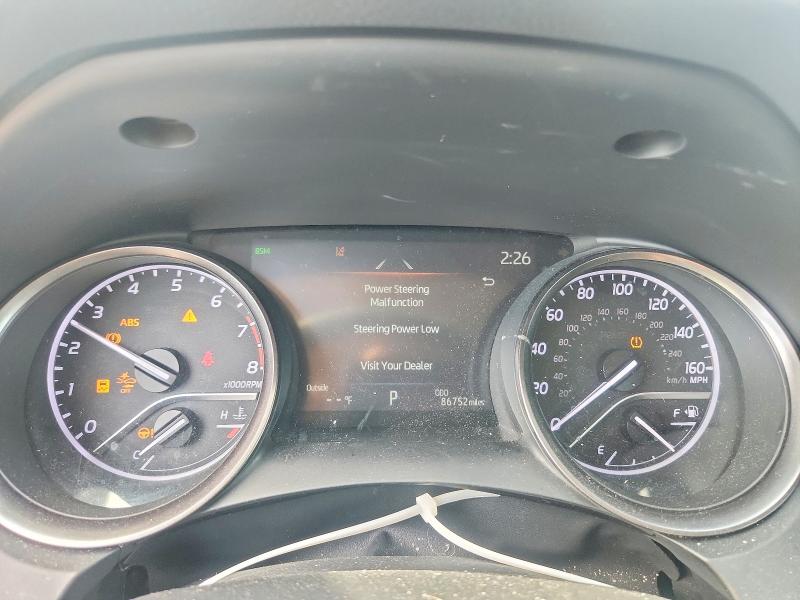 49914416 :رقم المزاد ، 4T1G11BK5MU035871 vin ، 2021 Toyota Camry مزاد بيع
